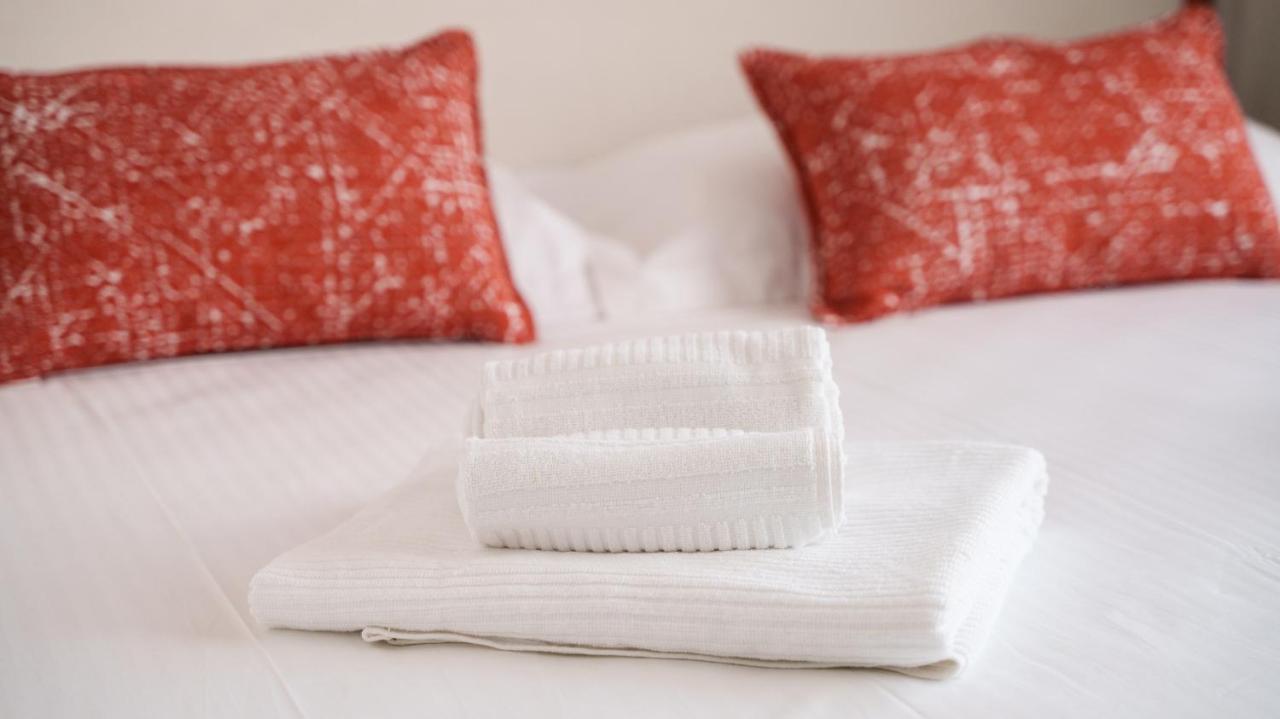 Welcomely - Affittacamere Seamphony Rooms Ольбія Екстер'єр фото